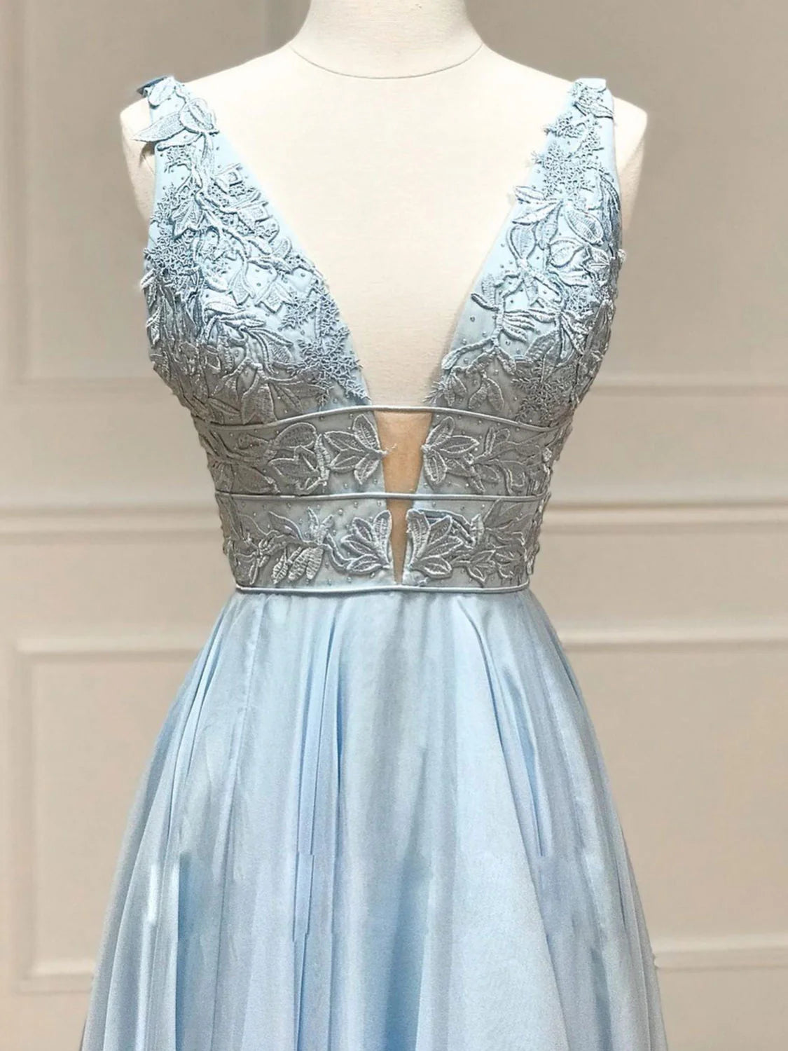 V neck chiffon lace long prom dress