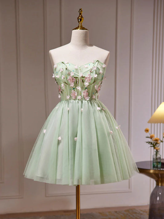 A-Line Sweetheart Neck Tulle Beads Short Prom Dress