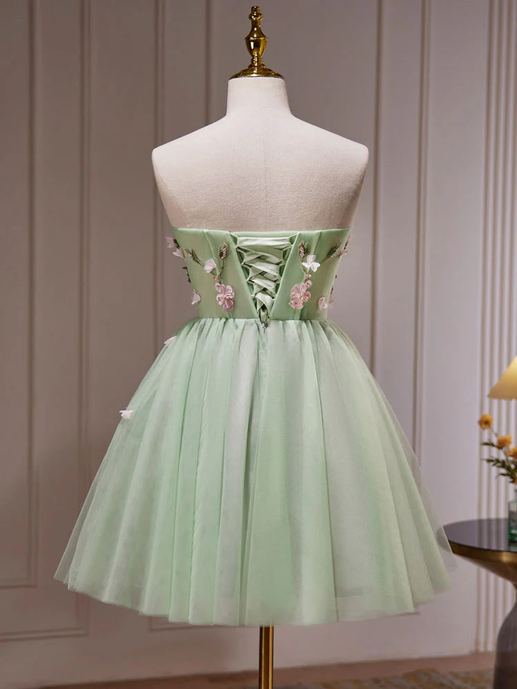 A-Line Sweetheart Neck Tulle Beads Short Prom Dress