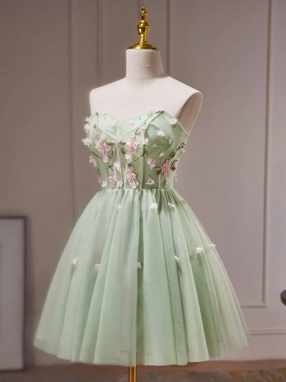 A-Line Sweetheart Neck Tulle Beads Short Prom Dress