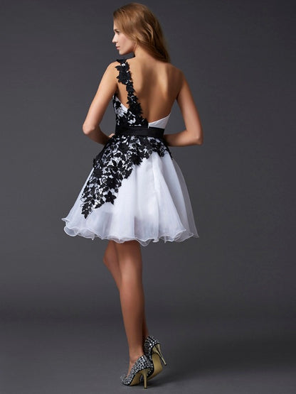 A-Line/Princess One-Shoulder Sleeveless Lace Short Organza Homecoming Dresses