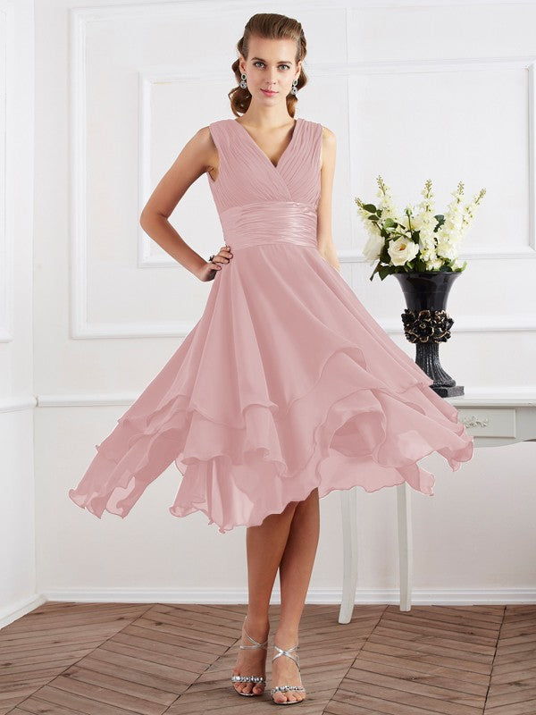 A-Line/Princess V-neck Short Sleeves Pleats Short Chiffon Bridesmaid Dresses