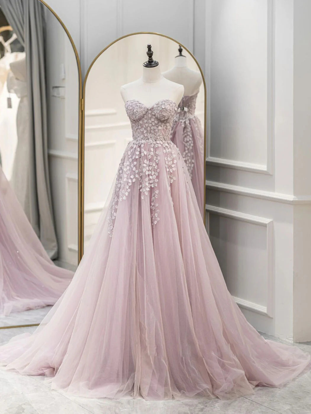 A-Line Sweetheart Neck Tulle Lace Long Prom Dress