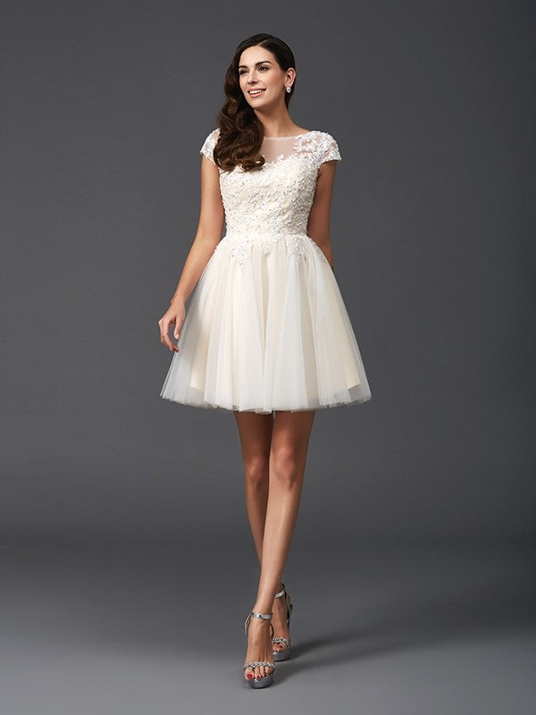 A-Line/Princess Scoop Applique Short Sleeves Short Net Dresses