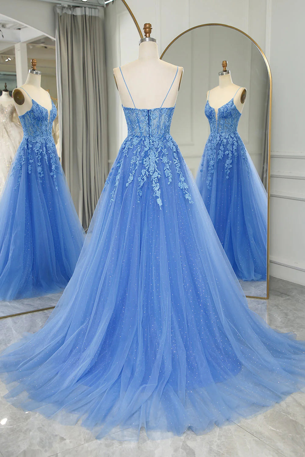 A Line Tulle Appliques Long Prom Dress