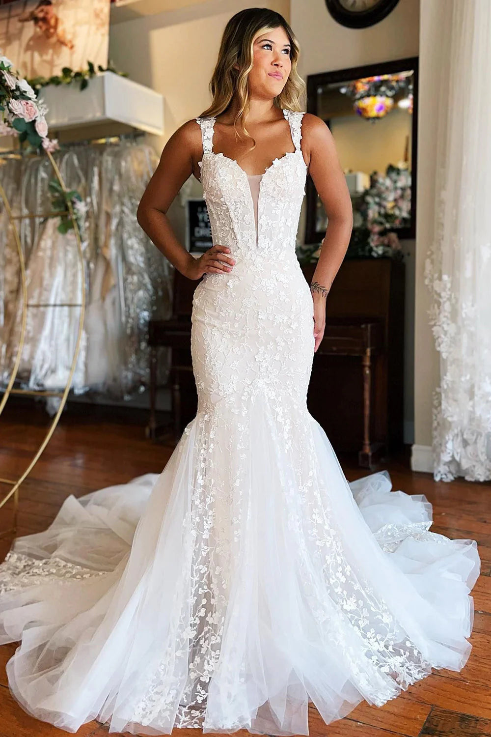 Mermaid Lace Sweep Train Long Wedding Dress