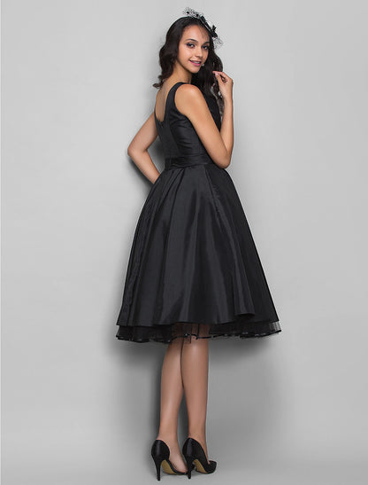 A-Line Cocktail Dresses Vintage Dress Halloween Wedding Guest Knee Length Sleeveless V Neck Taffeta with Pleats Crystals