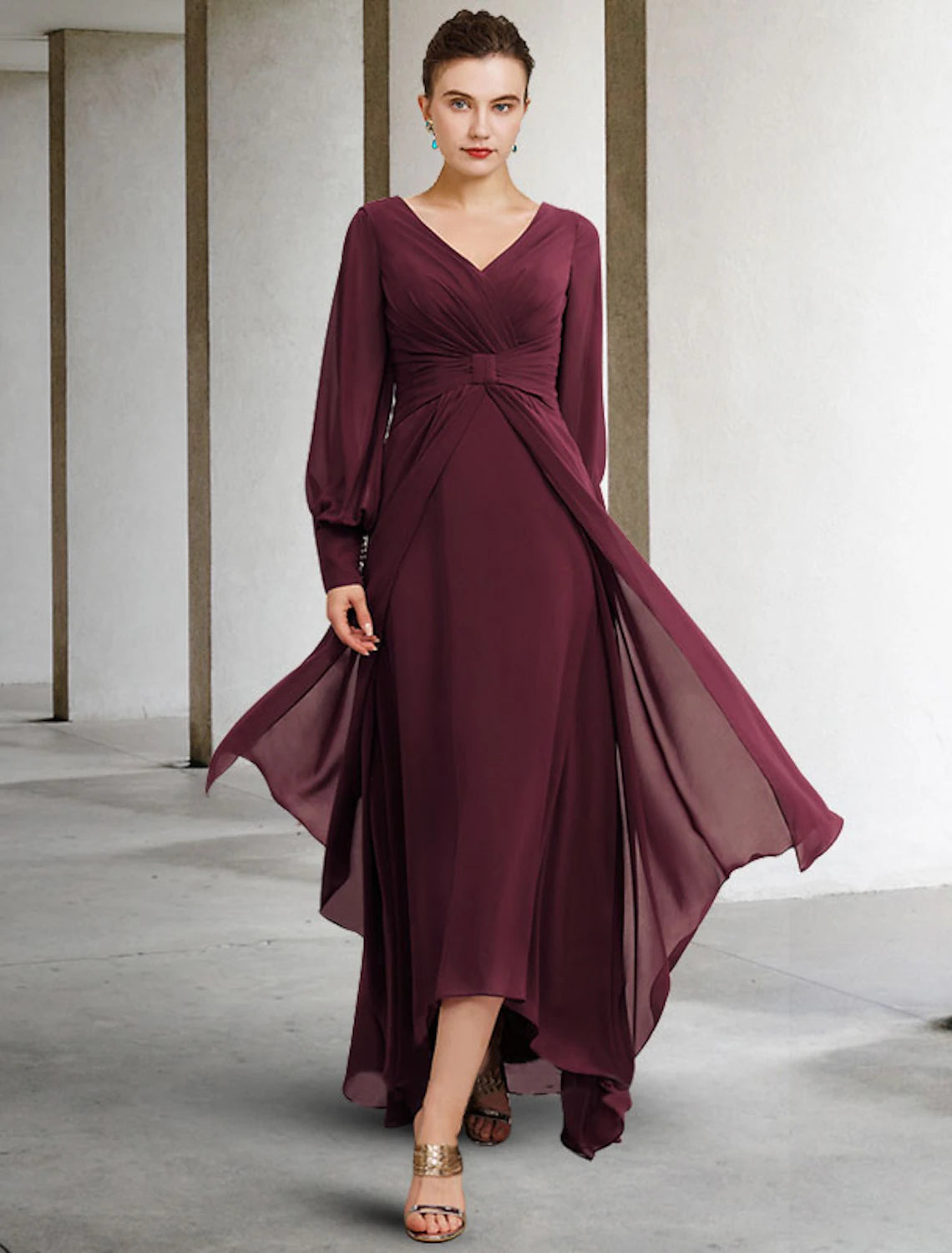 A-Line Mother of the Bride Dress Plus Size Elegant High Low V Neck Asymmetrical Floor Length Chiffon Long Sleeve with Pleats Ruched