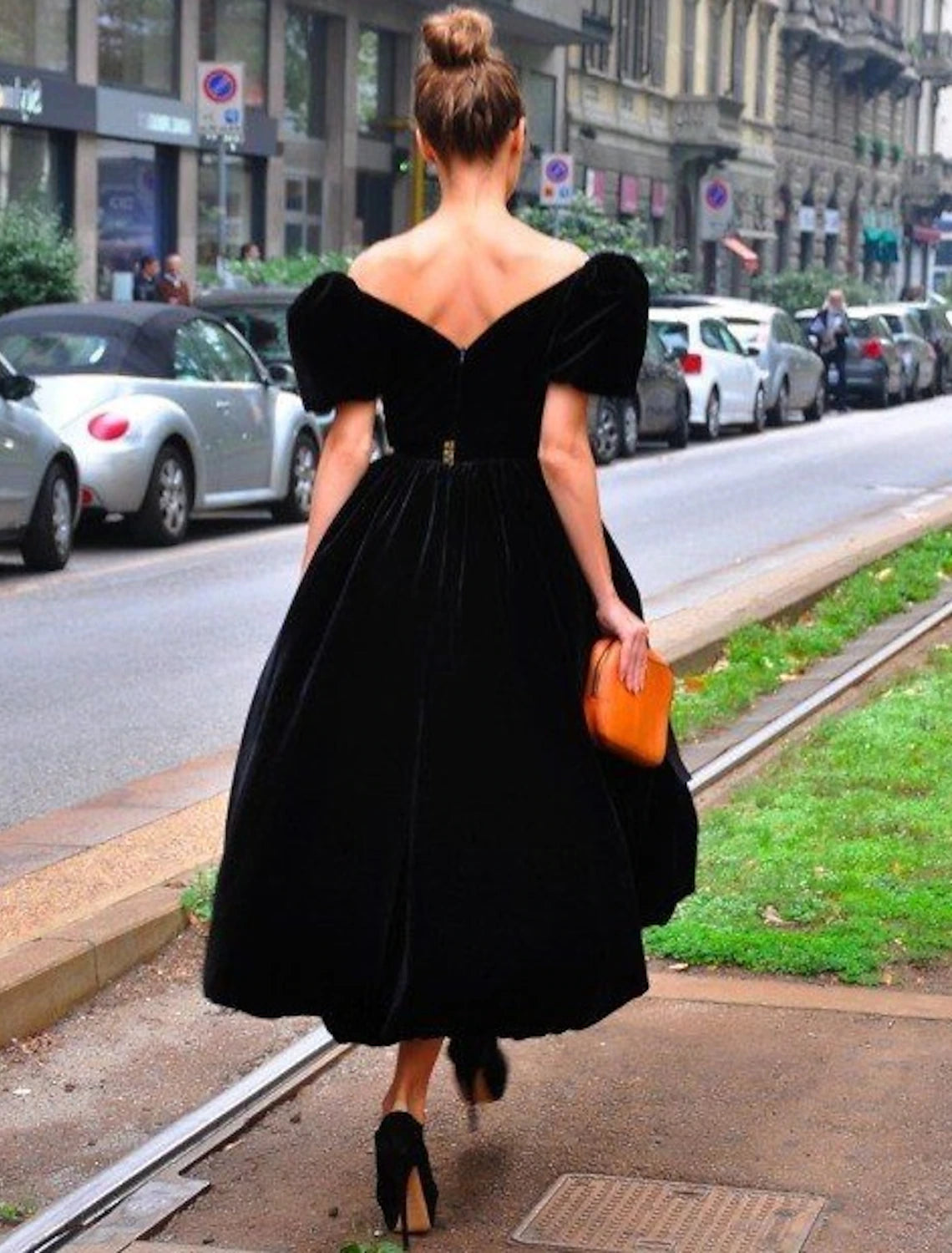 A-Line Cocktail Dresses Elegant Dress Formal Halloween Tea Length Short Sleeve V Neck Fall Wedding Guest Velvet with Ruffles