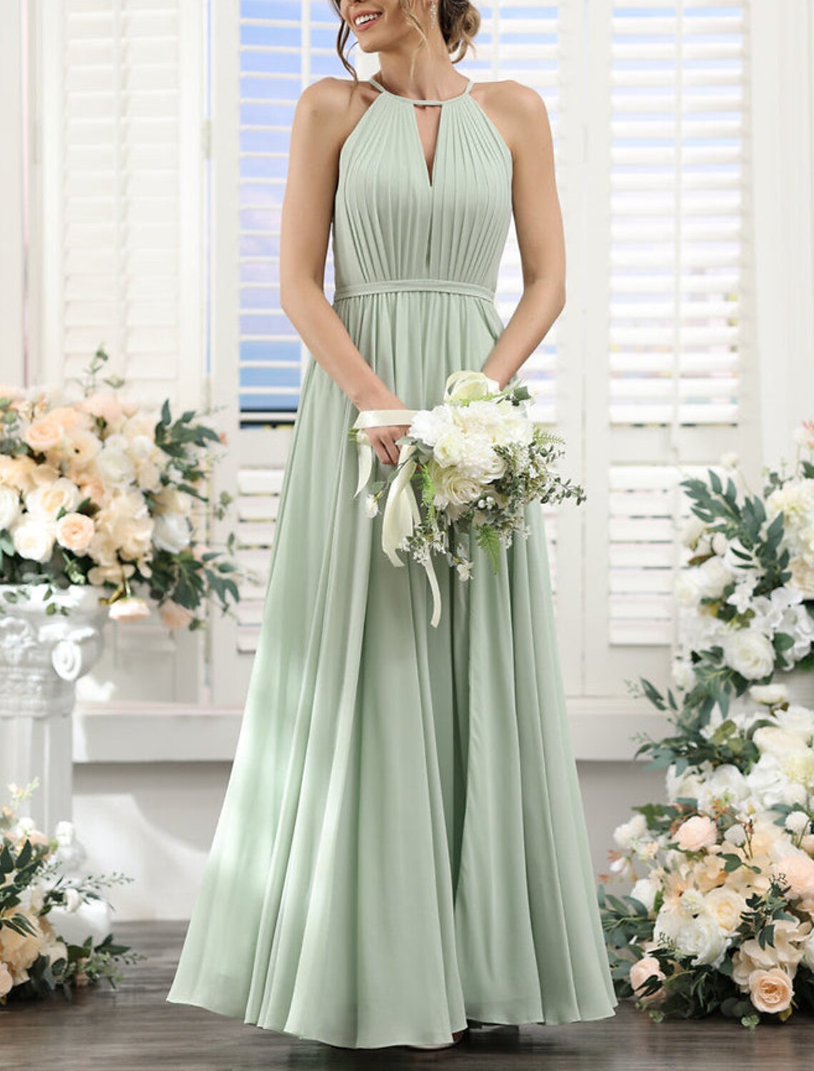 A-Line Bridesmaid Dress Halter Short Sleeve Elegant Floor Length Chiffon with Split Front / Ruching