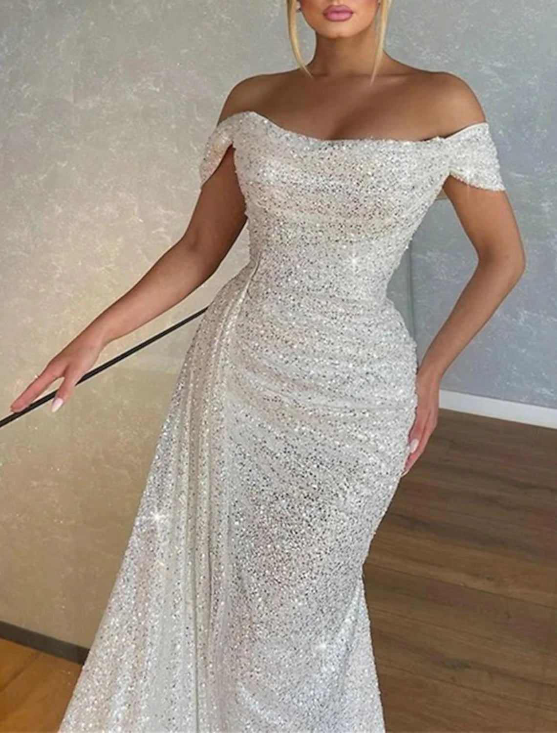 Mermaid / Trumpet Evening Gown Sparkle & Shine Dress Formal Wedding Court Train Sleeveless Off Shoulder Tulle with Glitter Sequin