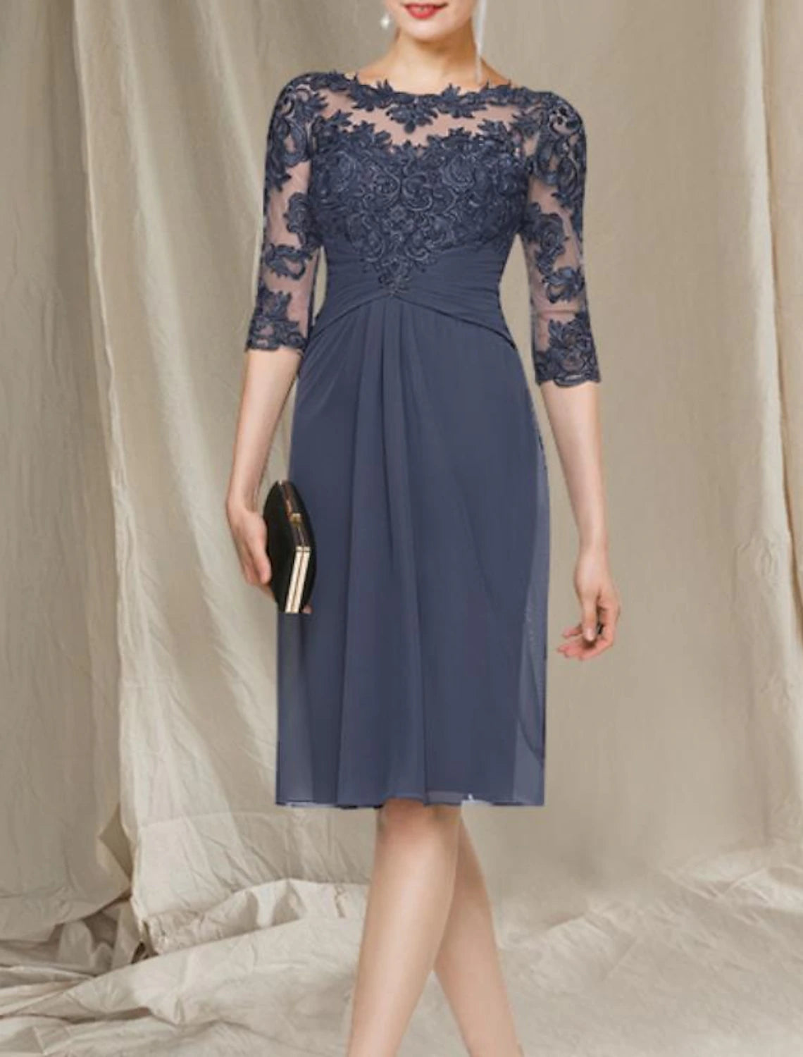 Sheath / Column Mother of the Bride Dress Elegant Jewel Neck Knee Length Chiffon Lace Half Sleeve with Ruched Appliques