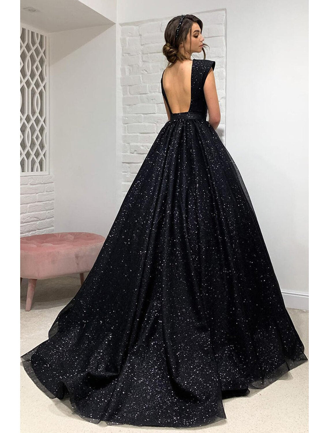 Ball Gown A-Line Prom Dresses Sparkle & Shine Dress Formal Sweep / Brush Train Sleeveless V Neck Wednesday Addams Family Tulle Backless with Pleats