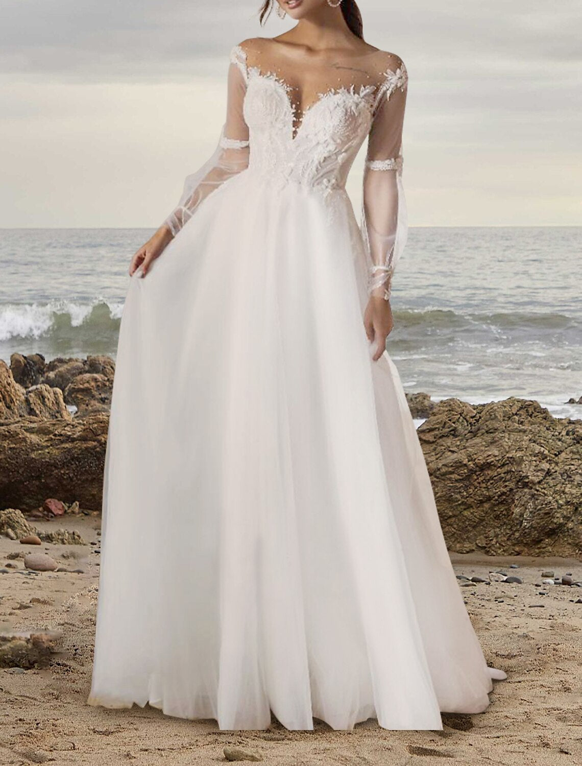 Beach Open Back Wedding Dresses A-Line Jewel Neck Long Sleeve Sweep / Brush Train Lace Bridal Gowns With Appliques