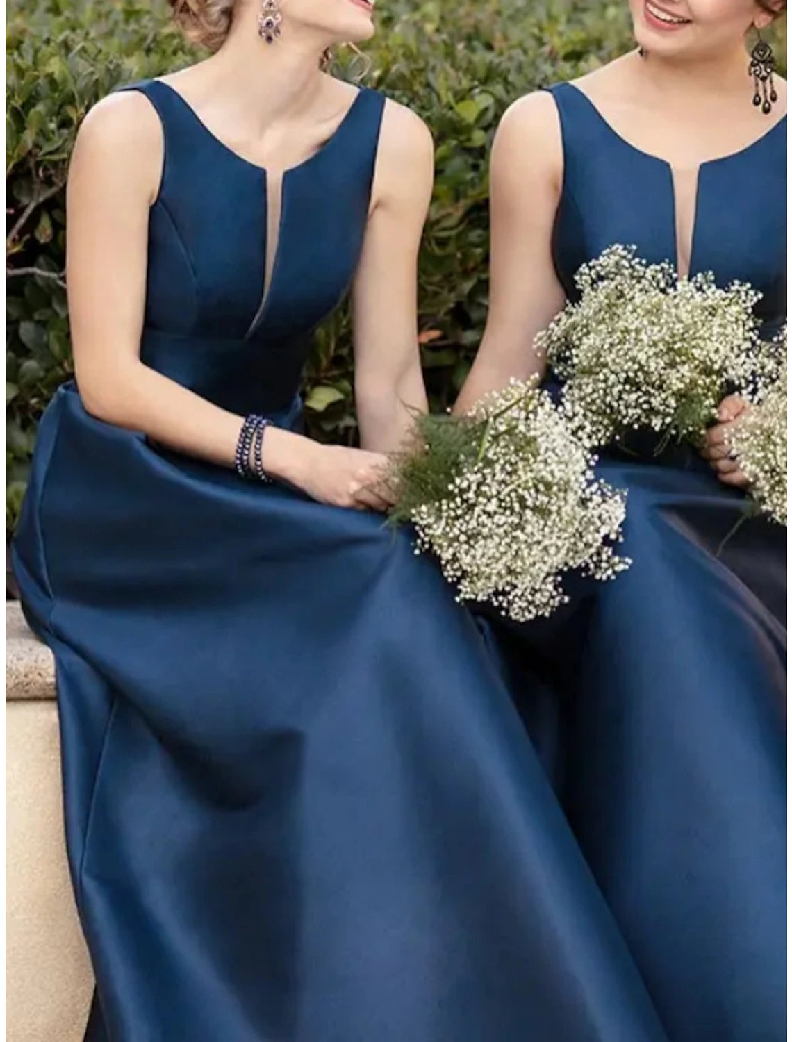 Sheath / Column Bridesmaid Dress Scoop Neck Sleeveless Blue Floor Length Satin with Pleats / Solid Color