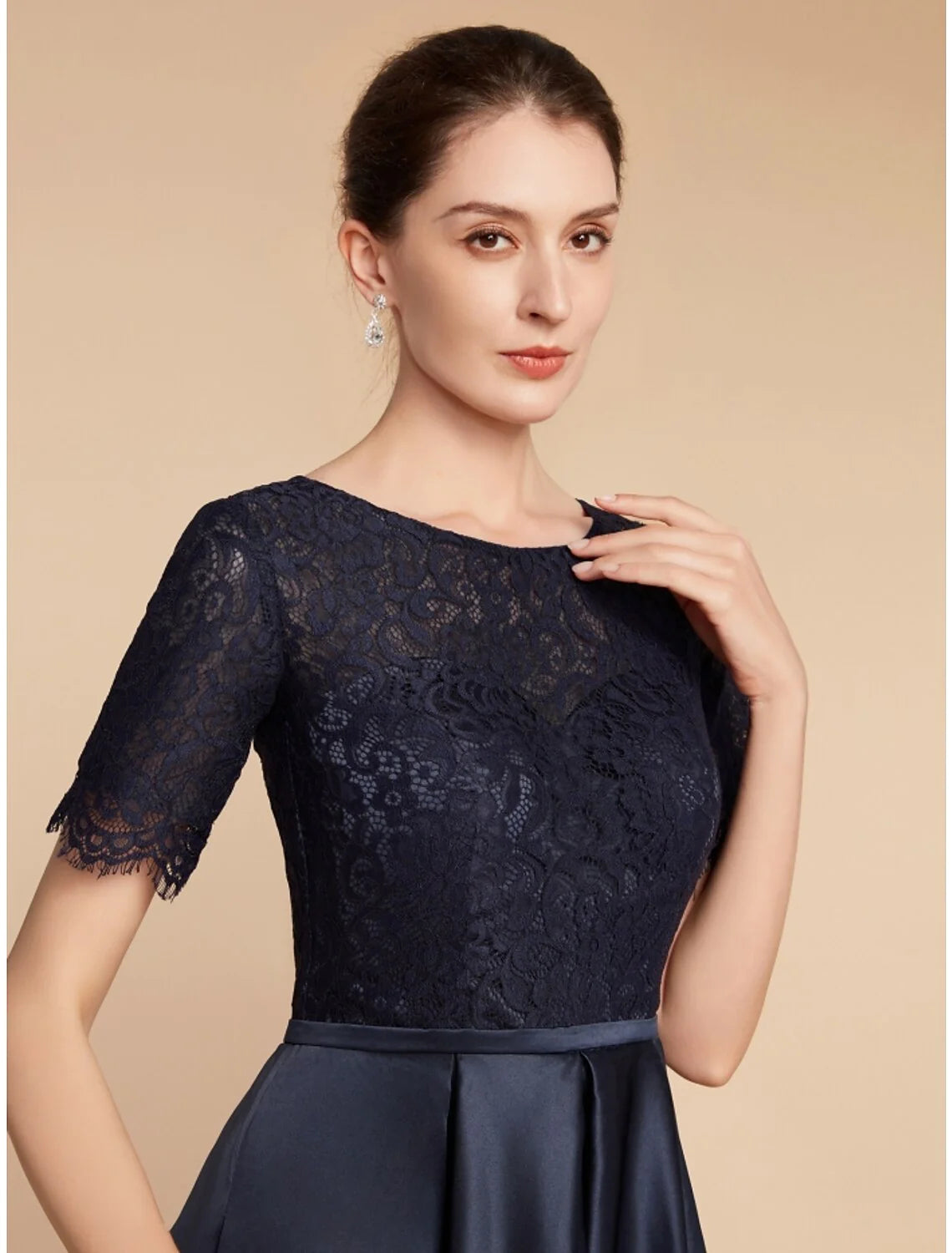 A-Line Mother of the Bride Dress Wedding Guest Elegant Jewel Neck Asymmetrical Satin Lace Short Sleeve with Ruching Solid Color