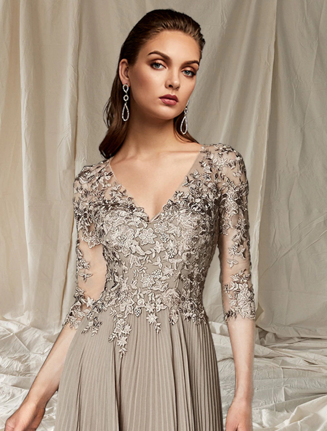 A-Line Mother of the Bride Dress Wedding Guest Plus Size Elegant V Nec ...