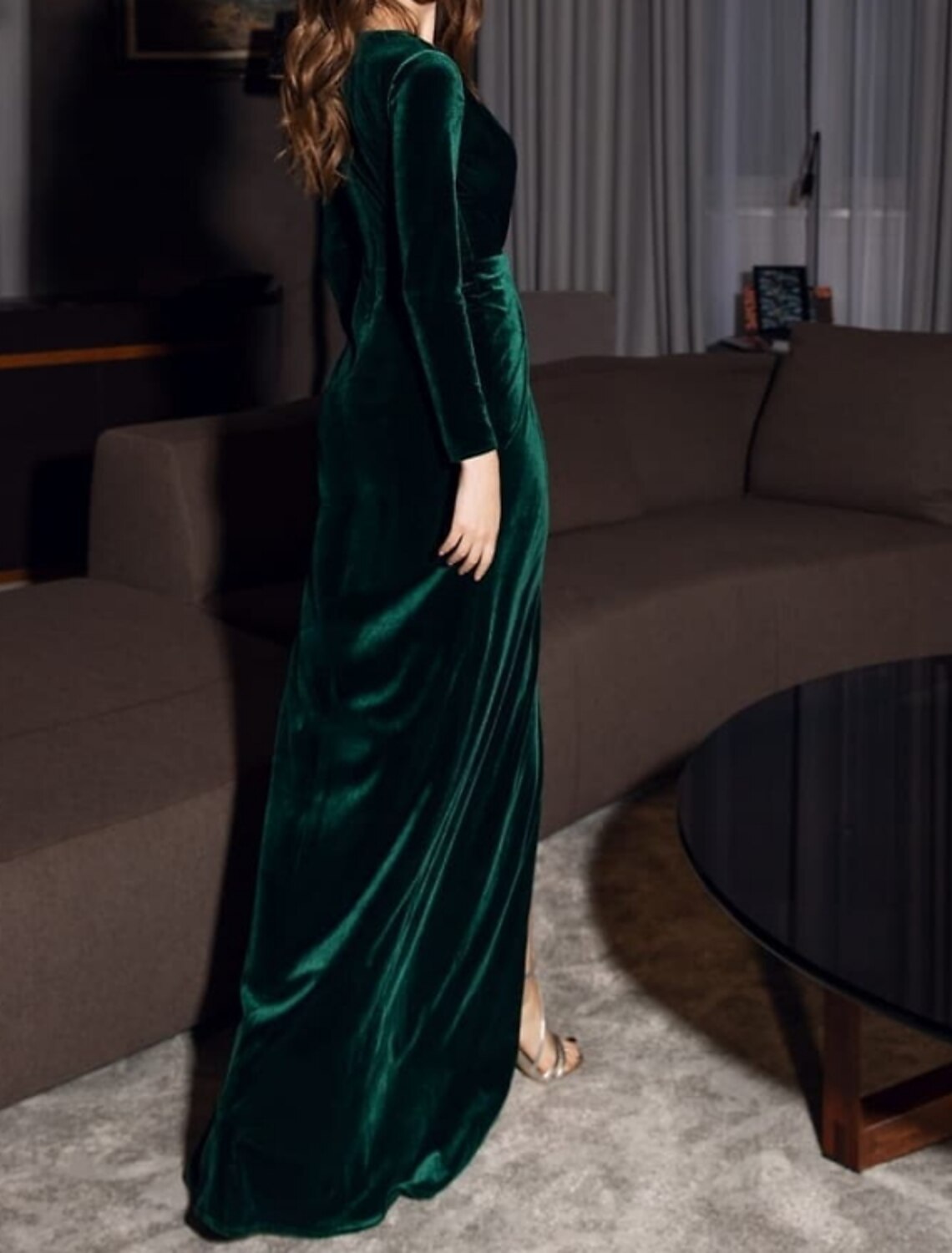 Sheath Evening Gown Vintage Dress Red Green Dress Formal Evening Floor Length Long Sleeve V Neck Fall Wedding Guest Velvet with Draping Slit