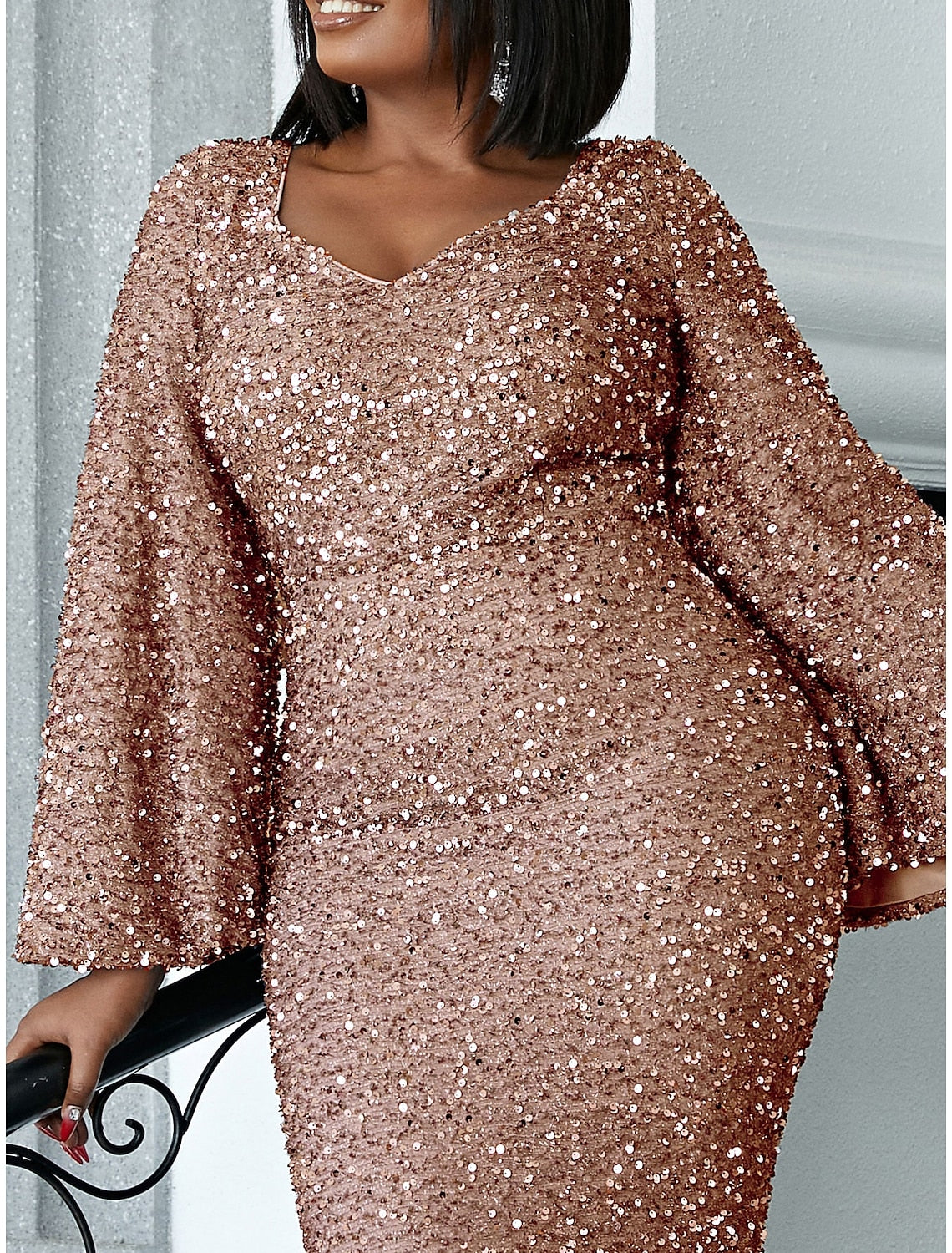 Mermaid / Trumpet Wedding Guest Dresses Plus Size Dress Cocktail Party Floor Length Long Sleeve Scoop Neck Sequined with Glitter