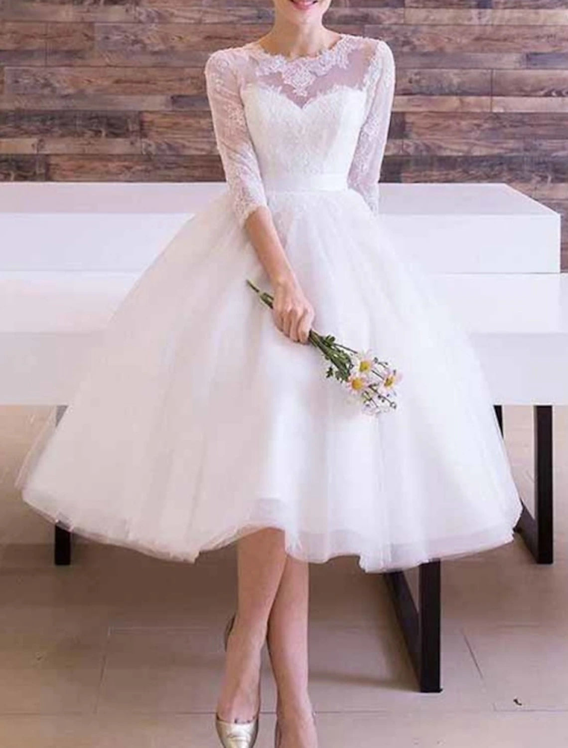 Bridal Shower Vintage 1940s / 1950s Simple Wedding Dresses Wedding Dresses A-Line Scoop Neck Half Sleeve Knee Length Tulle Bridal Gowns With Embroidery