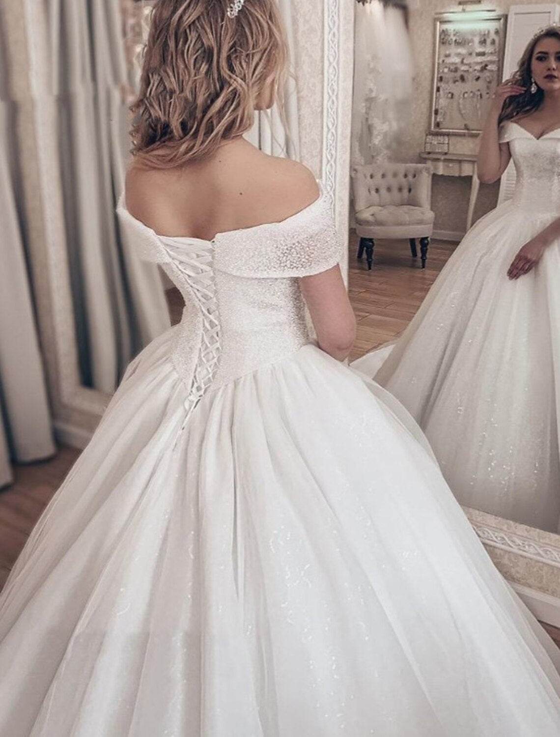 Engagement Formal Wedding Dresses Ball Gown Off Shoulder Cap Sleeve Chapel Train Tulle Bridal Gowns With Pleats Sequin