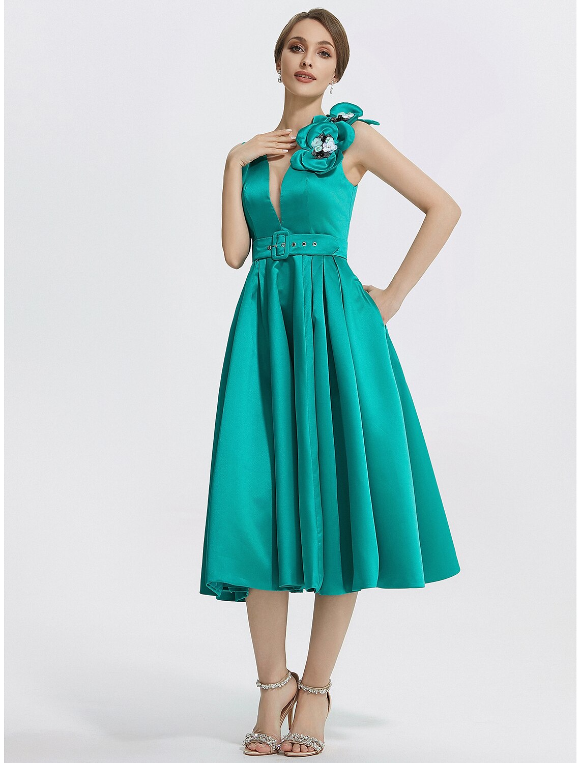 A-Line Cocktail Dresses Elegant Dress Formal Tea Length Sleeveless V Neck Satin with Appliques