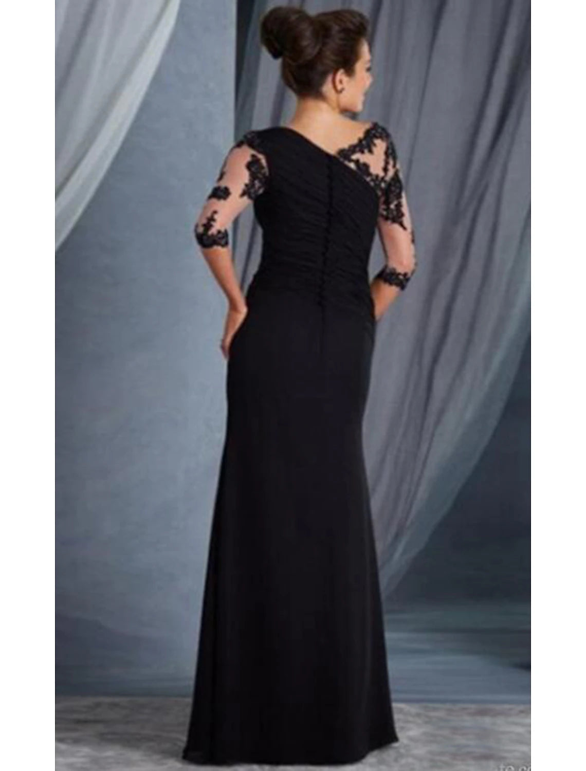 Sheath / Column Evening Gown Elegant Dress Wedding Guest Floor Length Half Sleeve Jewel Neck Lace with Appliques