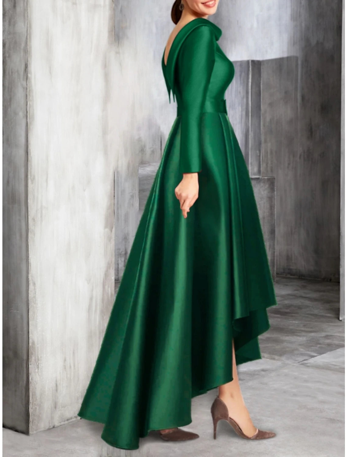 A-Line Cocktail Dresses Elegant Dress Birthday Fall Asymmetrical Long Sleeve Scoop Neck Satin with Pleats Strappy