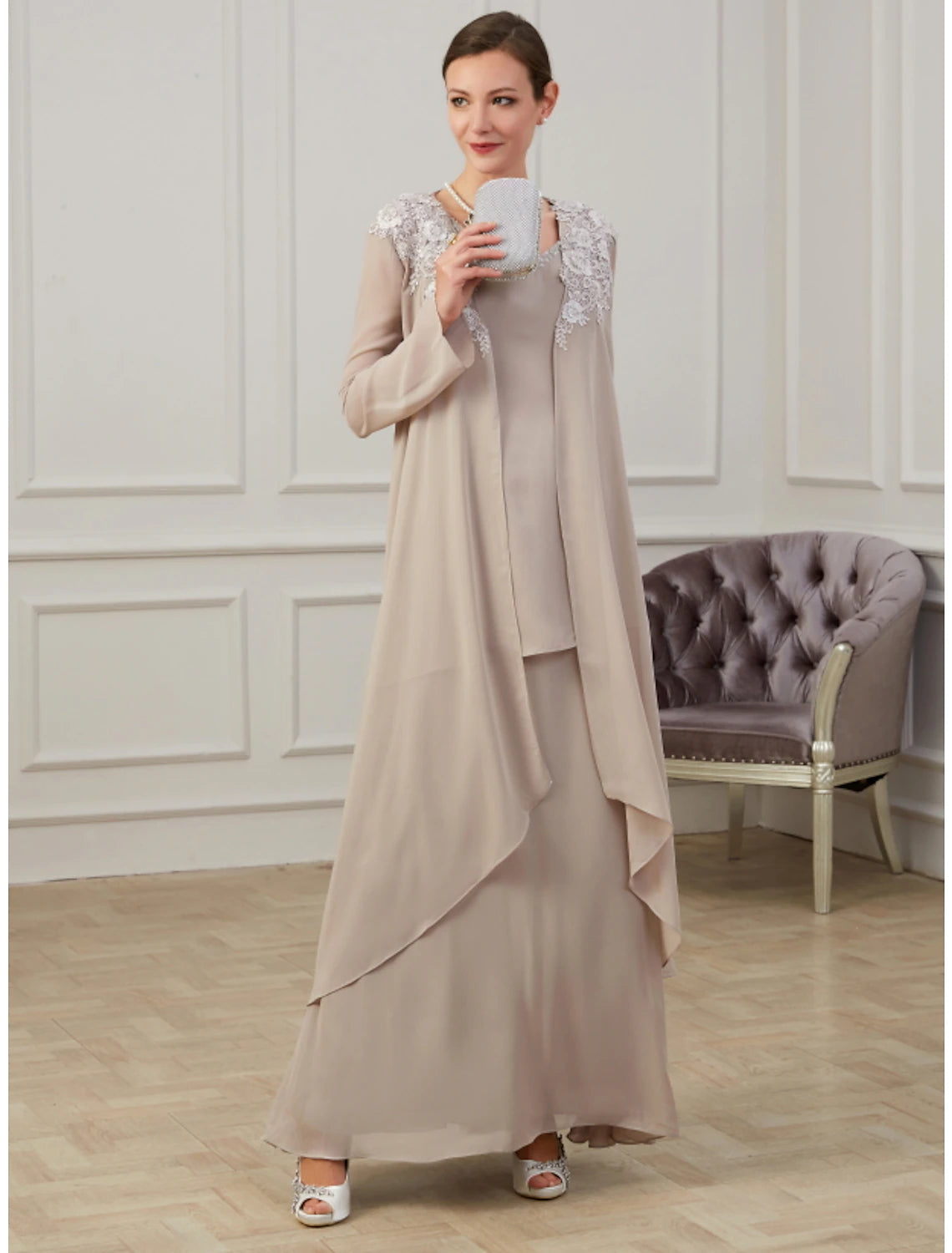 A-Line Mother of the Bride Dress Elegant Jewel Neck Floor Length Chiffon Long Sleeve Jacket Dresses with Appliques