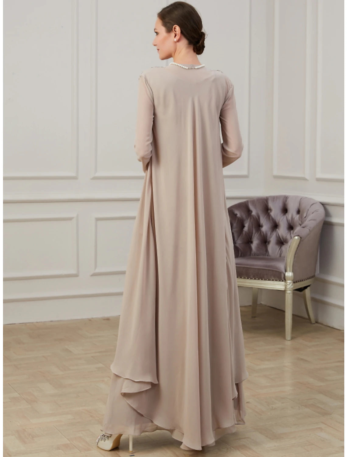 A-Line Mother of the Bride Dress Elegant Jewel Neck Floor Length Chiffon Long Sleeve Jacket Dresses with Appliques