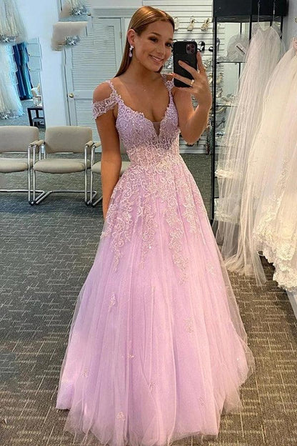 A-line Tulle V Neck Prom Dresses With Lace Appliques