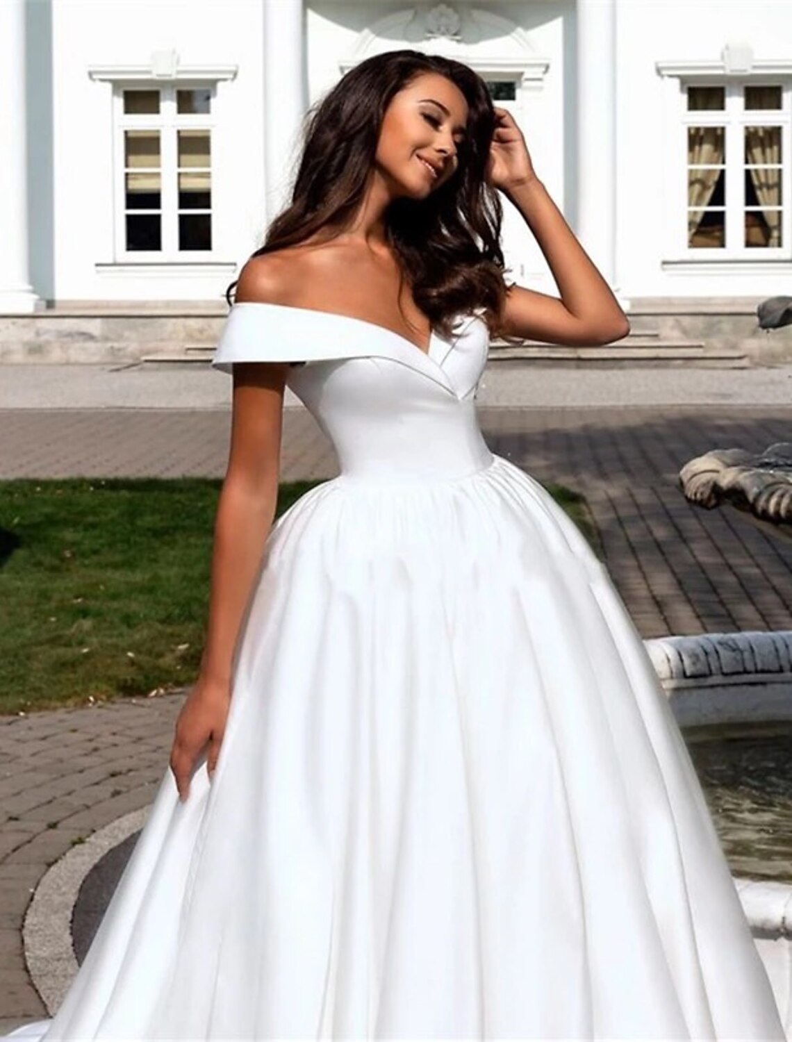 Formal Wedding Dresses Ball Gown Off Shoulder Cap Sleeve Chapel Train Satin Bridal Gowns With Pleats