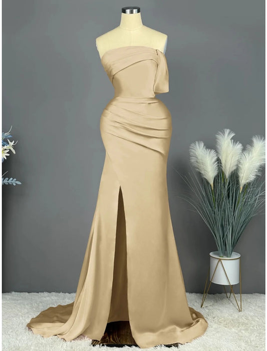 A-Line Evening Gown Elegant Dress Formal Sweep / Brush Train Sleeveless Strapless Satin with Pleats Ruched Slit