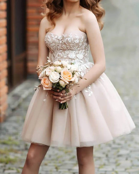 A-line Tulle Lace Embroidery Sweetheart Homecoming Dress