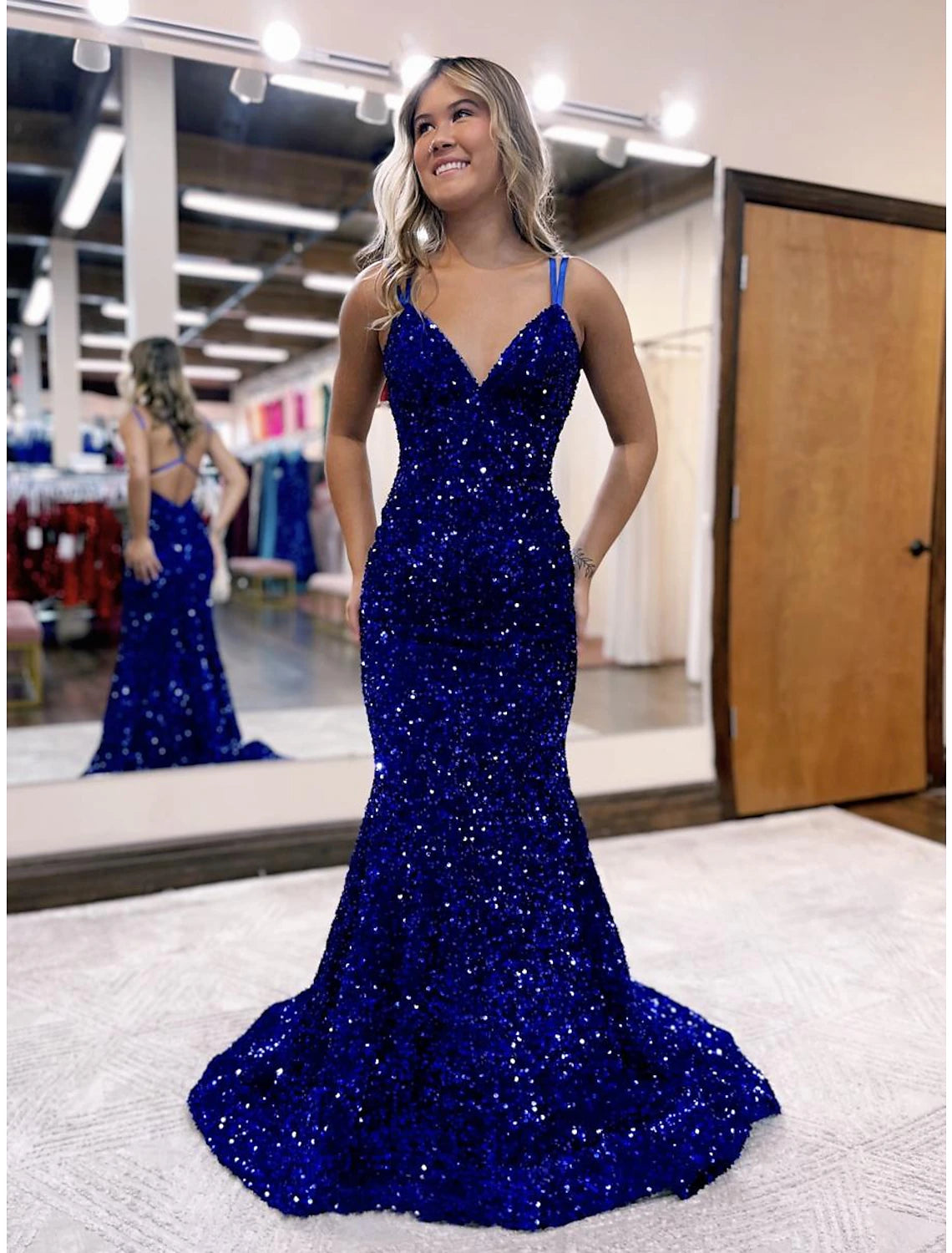 Mermaid / Trumpet Prom Dresses Sparkle & Shine Dress Formal Court Train Sleeveless V Neck Sequined Backless with Sequin