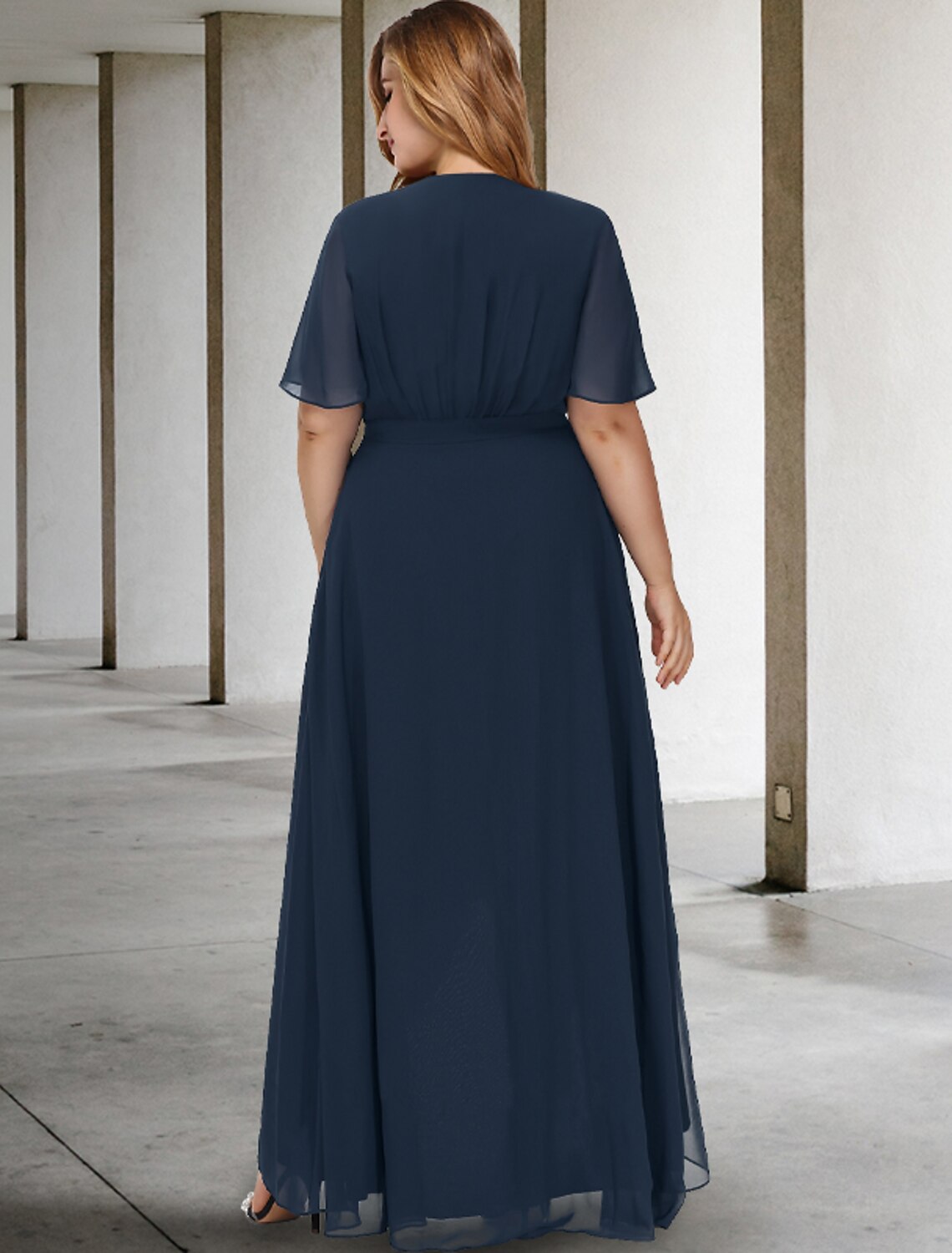 A-Line Plus Size Curve Mother of the Bride Dresses Elegant Dress Formal Asymmetrical Short Sleeve V Neck Chiffon with Bow(s) Slit