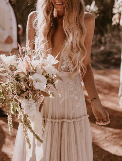 Beach Sexy Boho Wedding Dresses A-Line V Neck Sleeveless Floor Length Tulle Bridal Gowns With Appliques