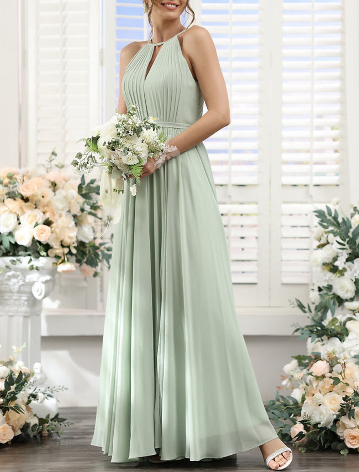 A-Line Bridesmaid Dress Halter Short Sleeve Elegant Floor Length Chiffon with Split Front / Ruching