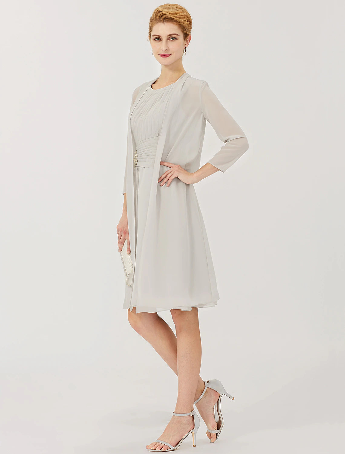 Sheath / Column Mother of the Bride Dress Formal Classic & Timeless Elegant & Luxurious Convertible Dress Jewel Neck Knee Length Chiffon 3/4 Length Sleeve with Criss Cross Crystal Brooch