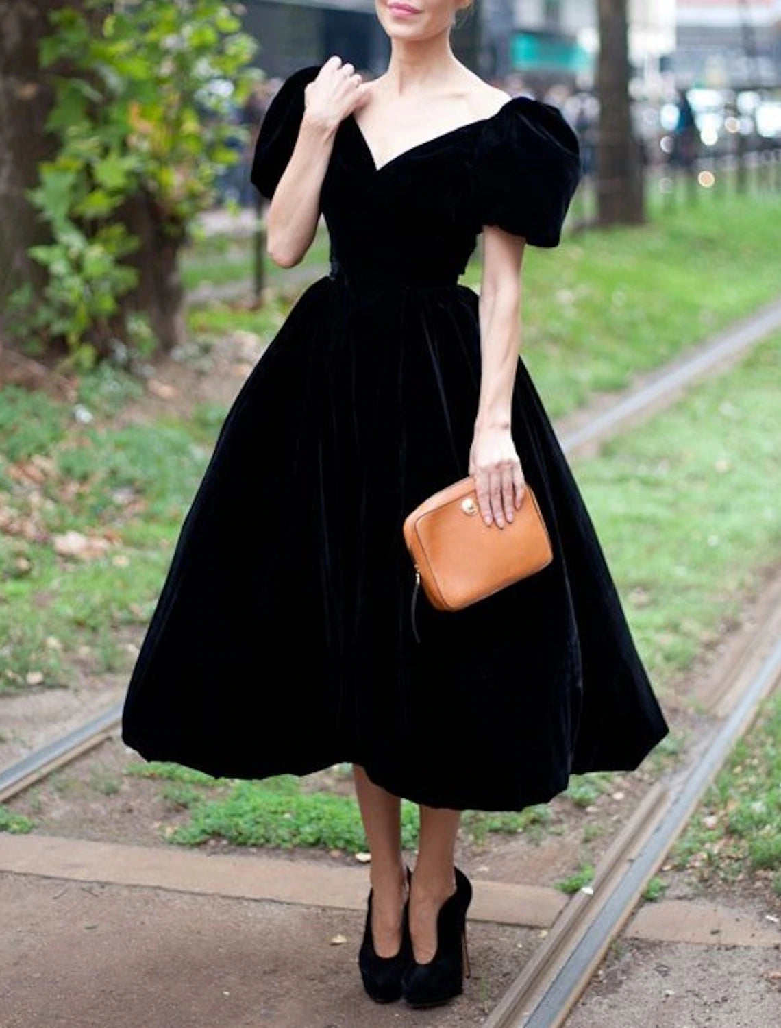 A-Line Cocktail Dresses Elegant Dress Formal Halloween Tea Length Short Sleeve V Neck Fall Wedding Guest Velvet with Ruffles