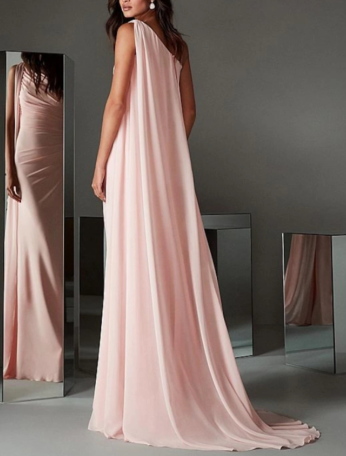 Sheath / Column Evening Gown Elegant Dress Engagement Formal Evening Sweep / Brush Train Sleeveless One Shoulder Chiffon with Sleek