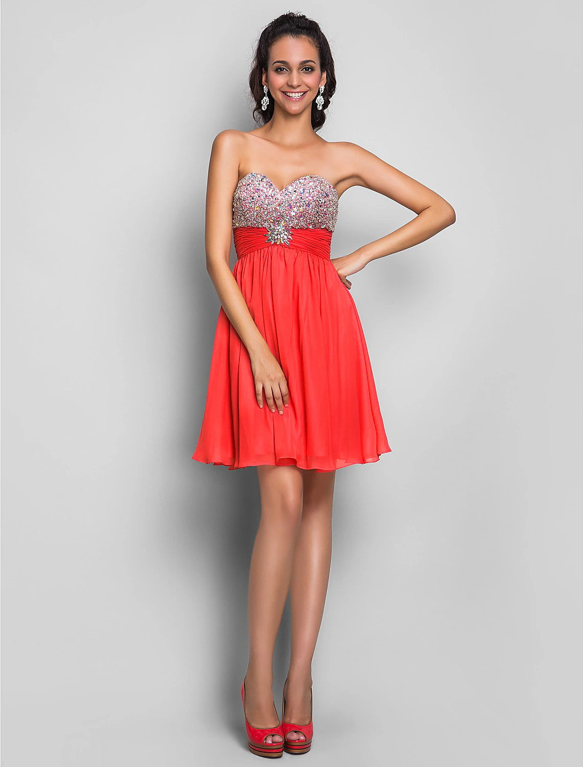 A-Line Cute Dress Wedding Guest Short / Mini Sleeveless Sweetheart Chiffon with Ruched Crystals Beading