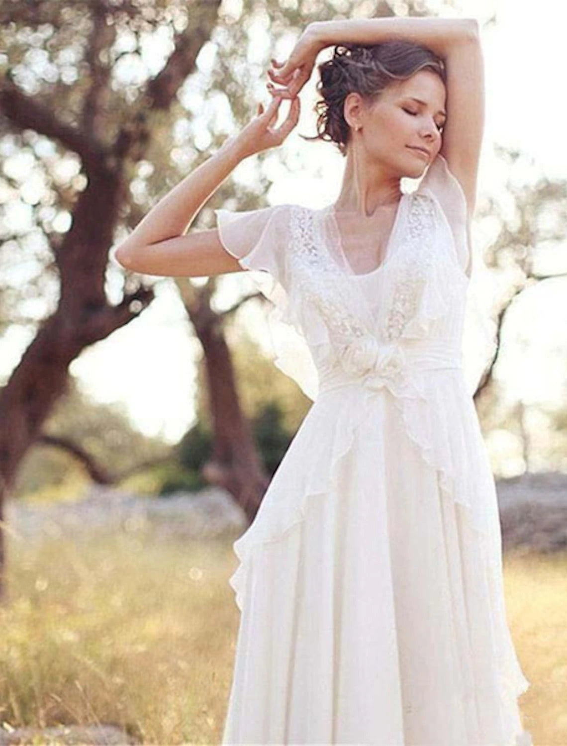 Beach Boho Wedding Dresses A-Line V Neck Short Sleeve Floor Length Chiffon Bridal Gowns With Beading Appliques