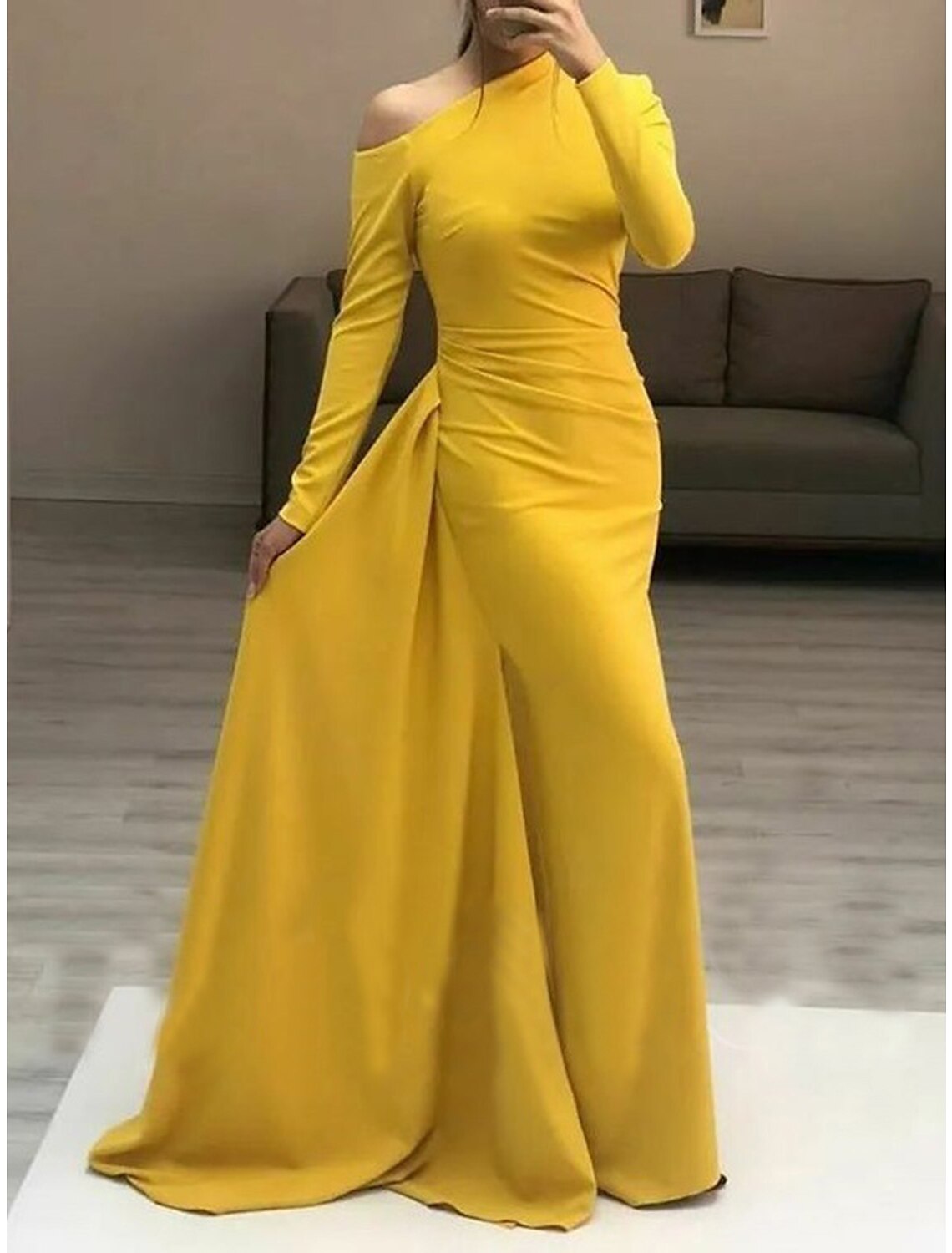 Sheath / Column Evening Gown Elegant Dress Formal Evening Floor Length Long Sleeve One Shoulder Fall Wedding Guest Stretch Fabric with Sleek Ruched