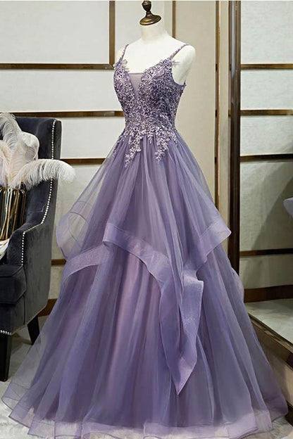 A-line Long Tulle Spaghetti Straps Layered Prom Dress With Lace Applique