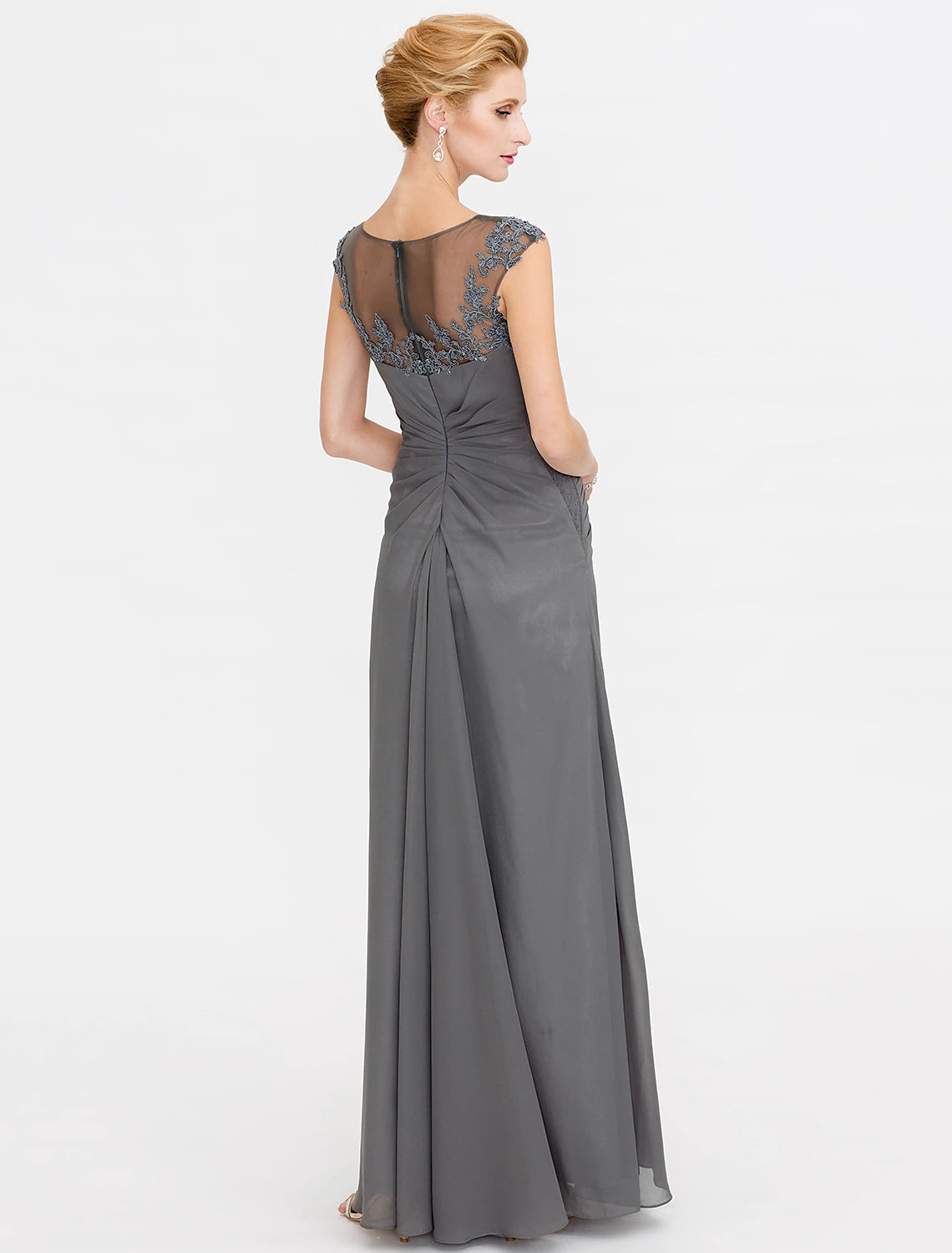 A-Line Mother of the Bride Dress Elegant See Through Bateau Neck Floor Length Chiffon Lace Sleeveless with Side Draping