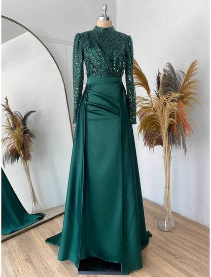 Sheath Formal Dress Evening Gown Christmas Red Green Dress Formal Sweep / Brush Train Long Sleeve Jewel Neck Satin with Pleats Ruched Sequin