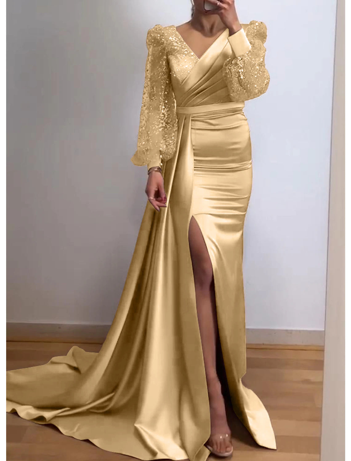 Mermaid / Trumpet Evening Gown Sparkle & Shine Dress Formal Court Train Long Sleeve V Neck Fall Wedding Guest Charmeuse with Sequin Slit