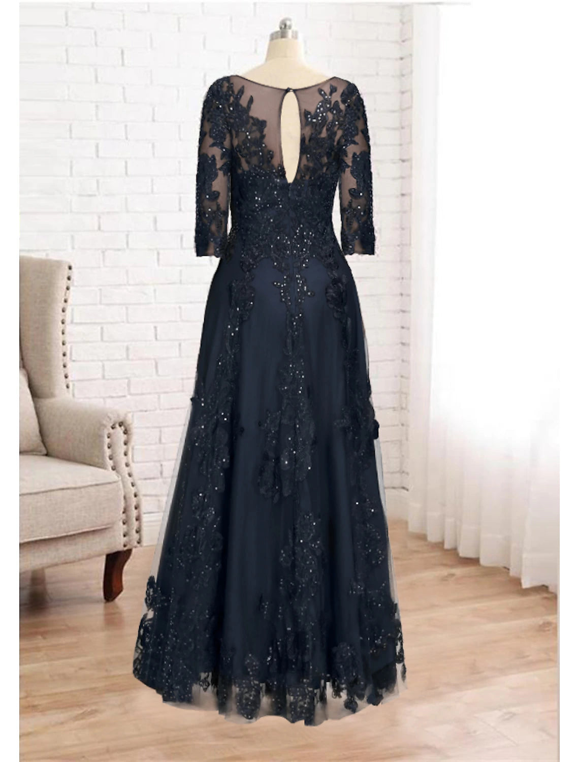 A-Line Mother of the Bride Dress Luxurious Elegant Jewel Neck Floor Le ...