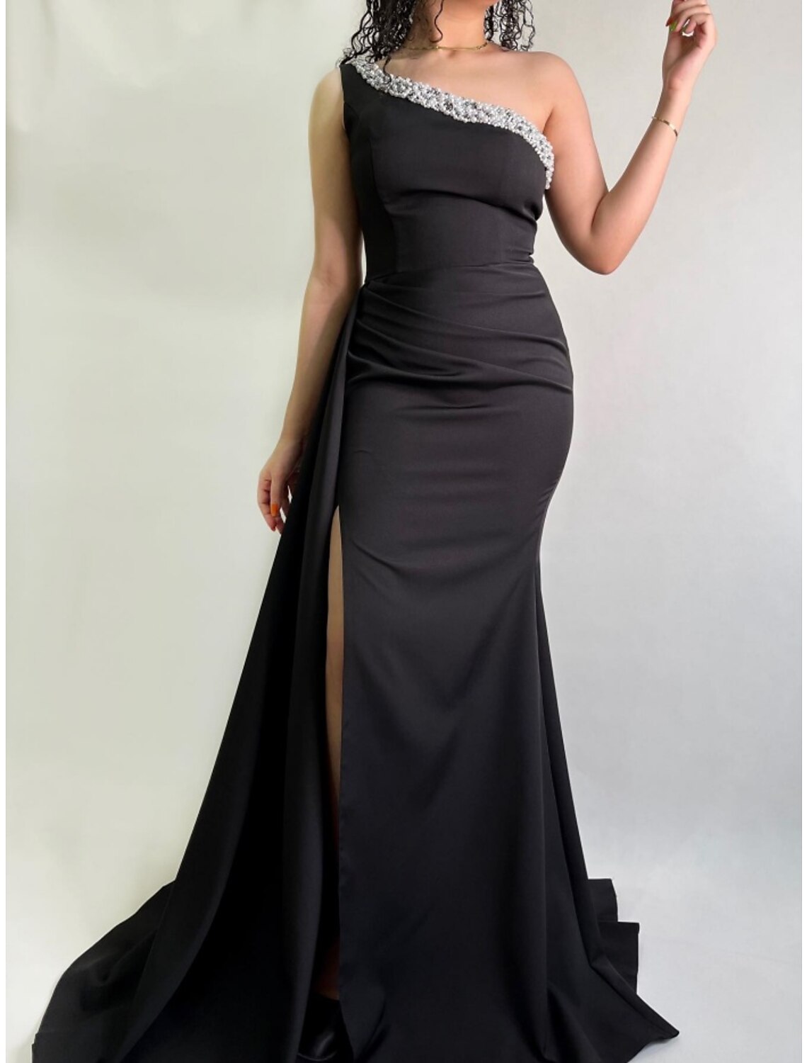 A-Line Evening Gown Elegant Dress Formal Sweep / Brush Train Black Dress Sleeveless One Shoulder Imitation Silk with Pleats Ruched Beading